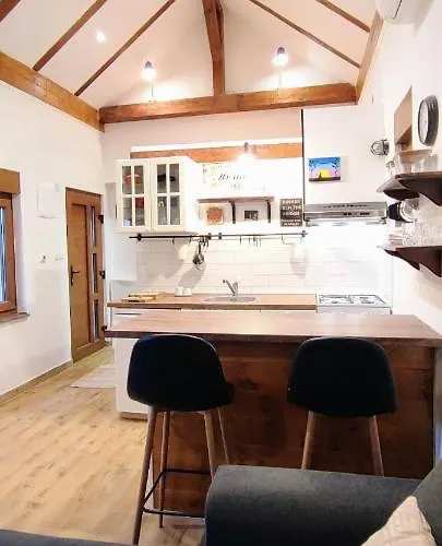 Apartment Tiny House Mm Zadar